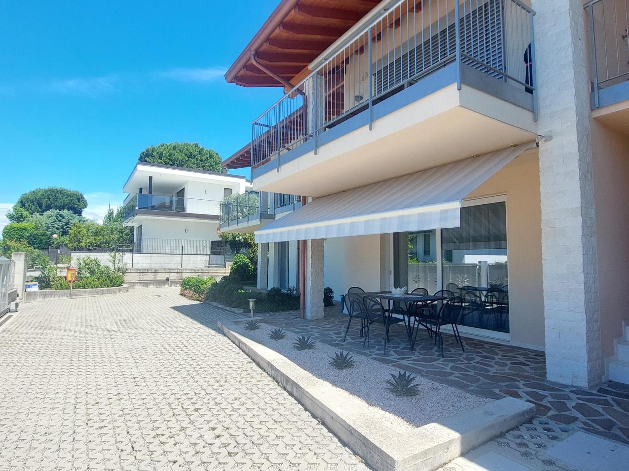 Apartment Brezza Di Lago - Regarda Travel Lazise Exterior foto